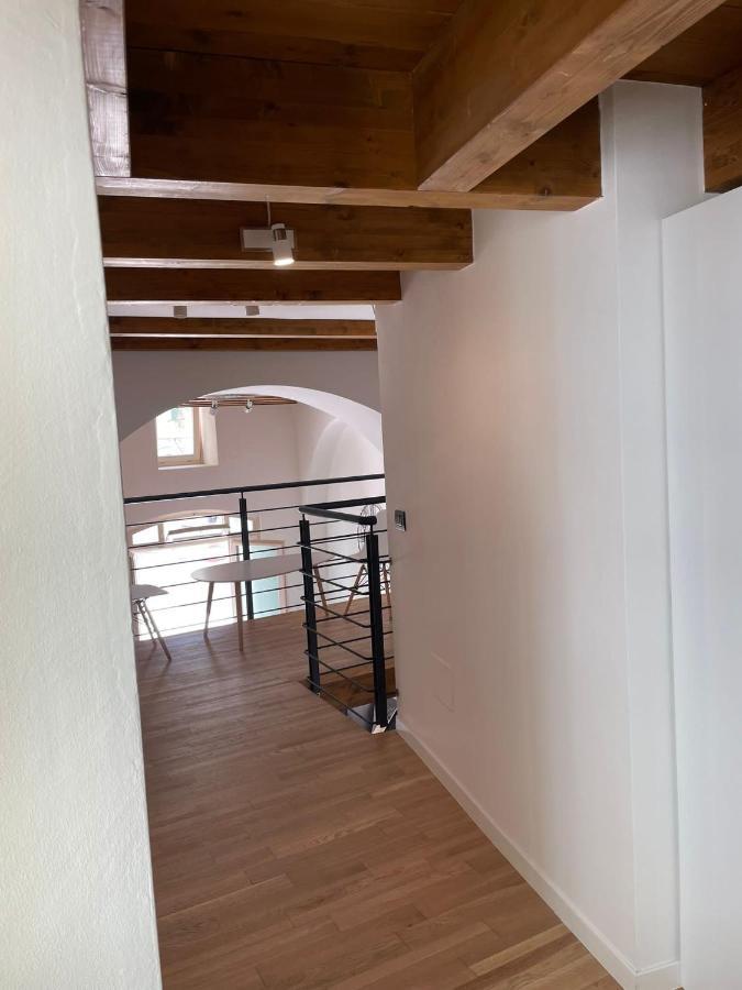Ground Stone Apartment Bari Ngoại thất bức ảnh