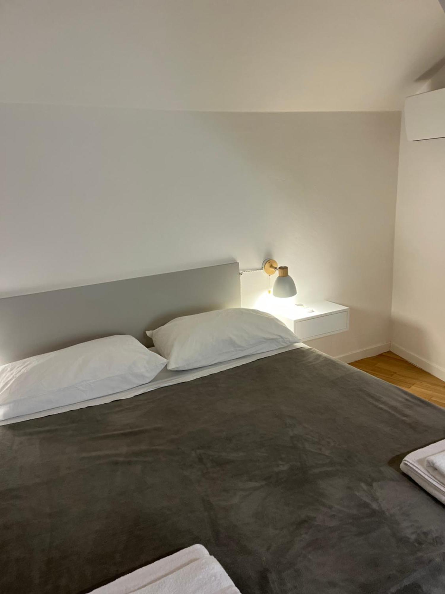 Ground Stone Apartment Bari Ngoại thất bức ảnh