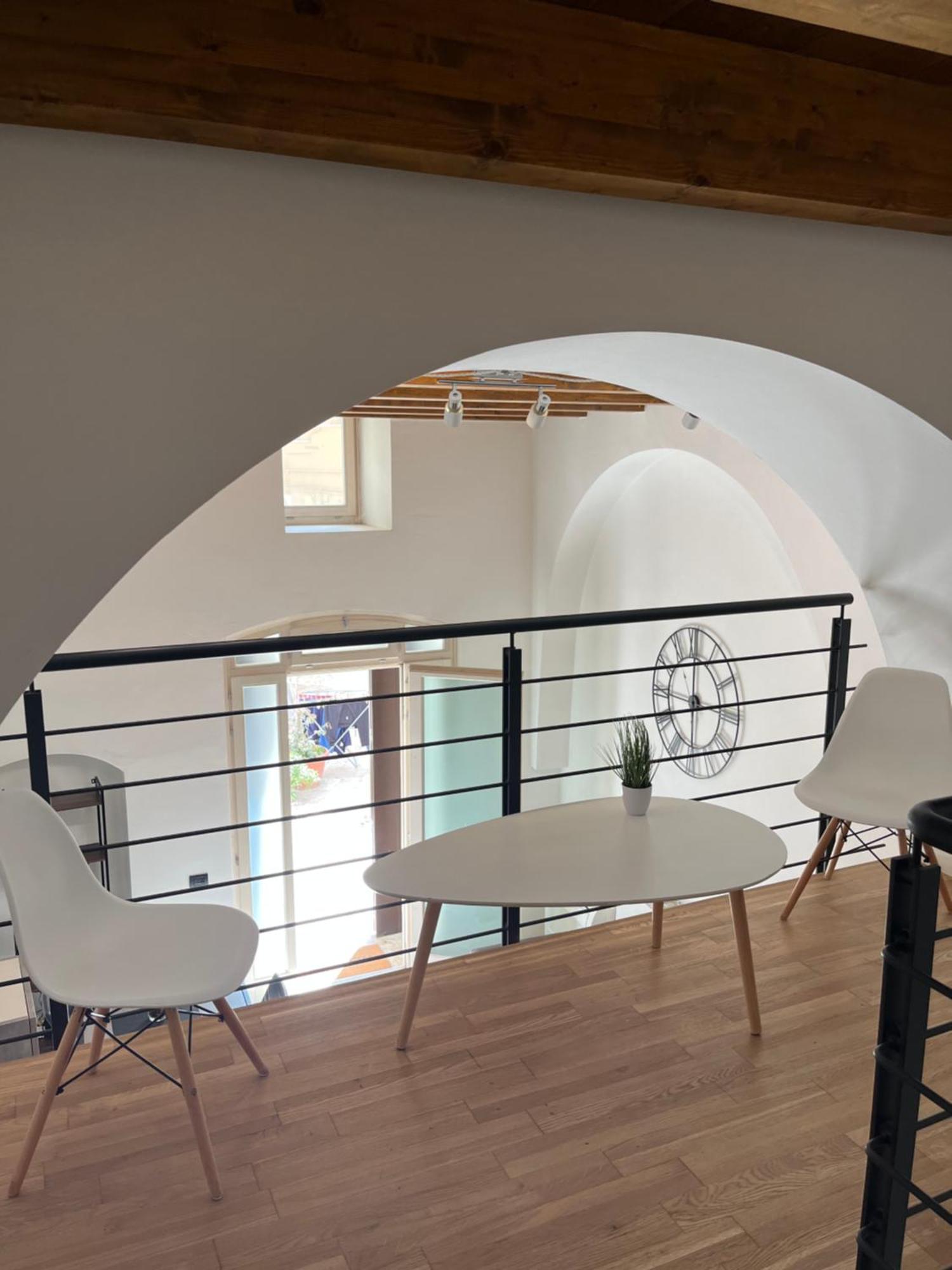 Ground Stone Apartment Bari Ngoại thất bức ảnh